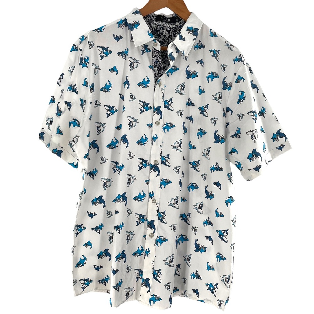 SSLR Men's Collection Short Sleeve Button Down Shirt w/ Shark Graphic in Size XL